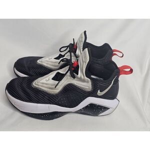 Nike LeBron James Soldier XIV 14 Size 11 Black White Red Sneakers CK6024-002